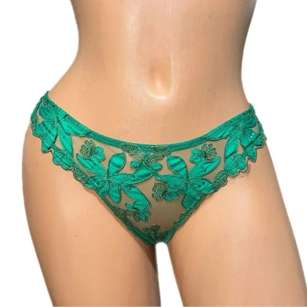 Victoria's Secret Floral Embroidered Very Sexy Thong Panty green Medium